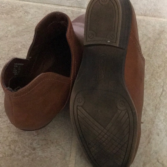 Booties - Picture 3 of 4